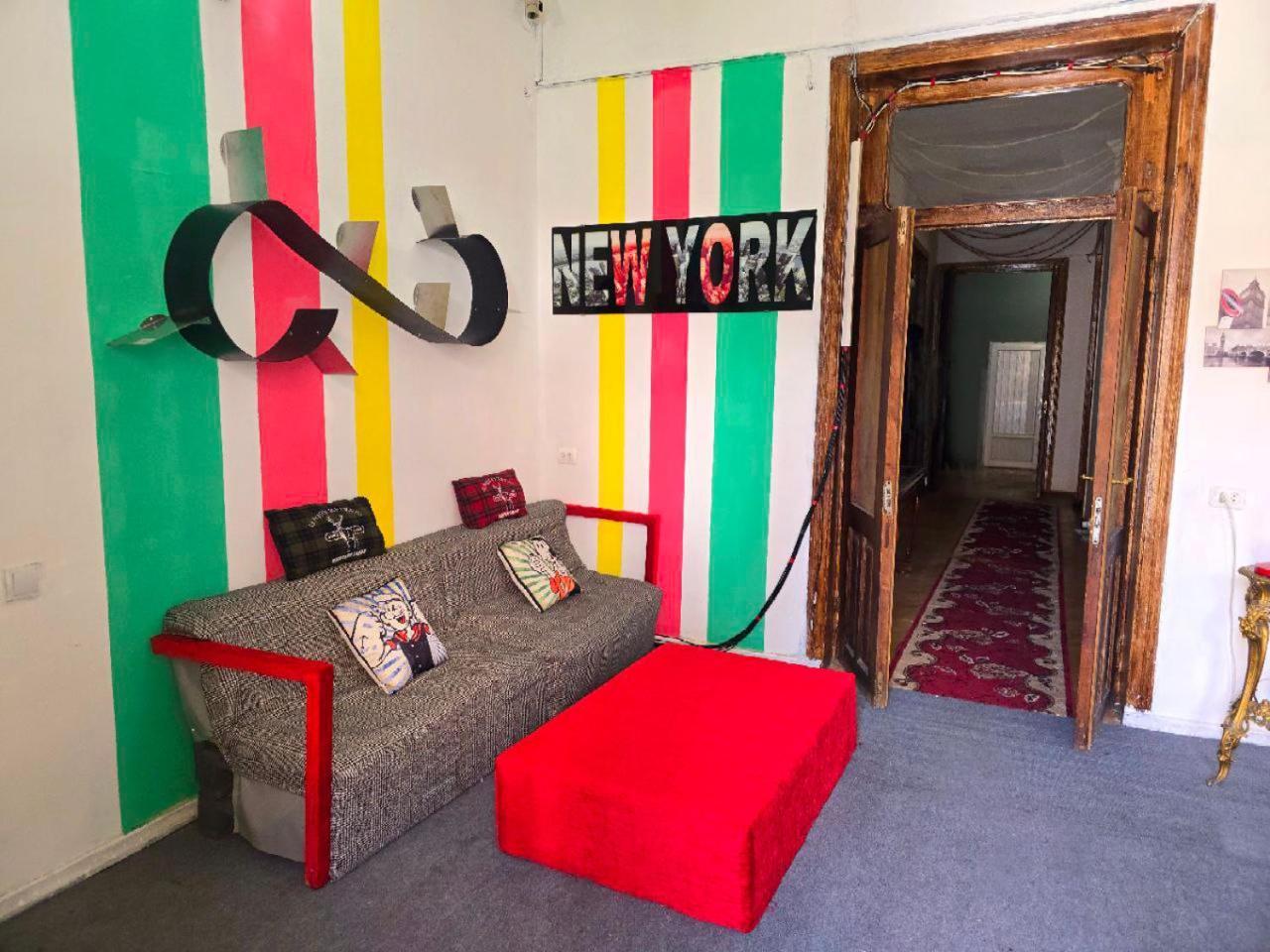Colors Hostel Tbilisi Ngoại thất bức ảnh