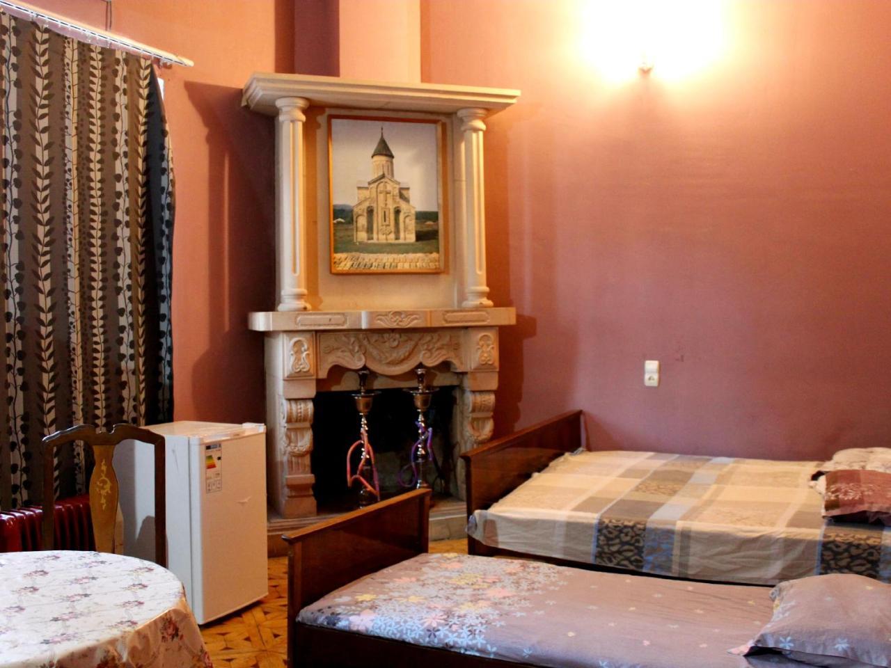 Colors Hostel Tbilisi Ngoại thất bức ảnh