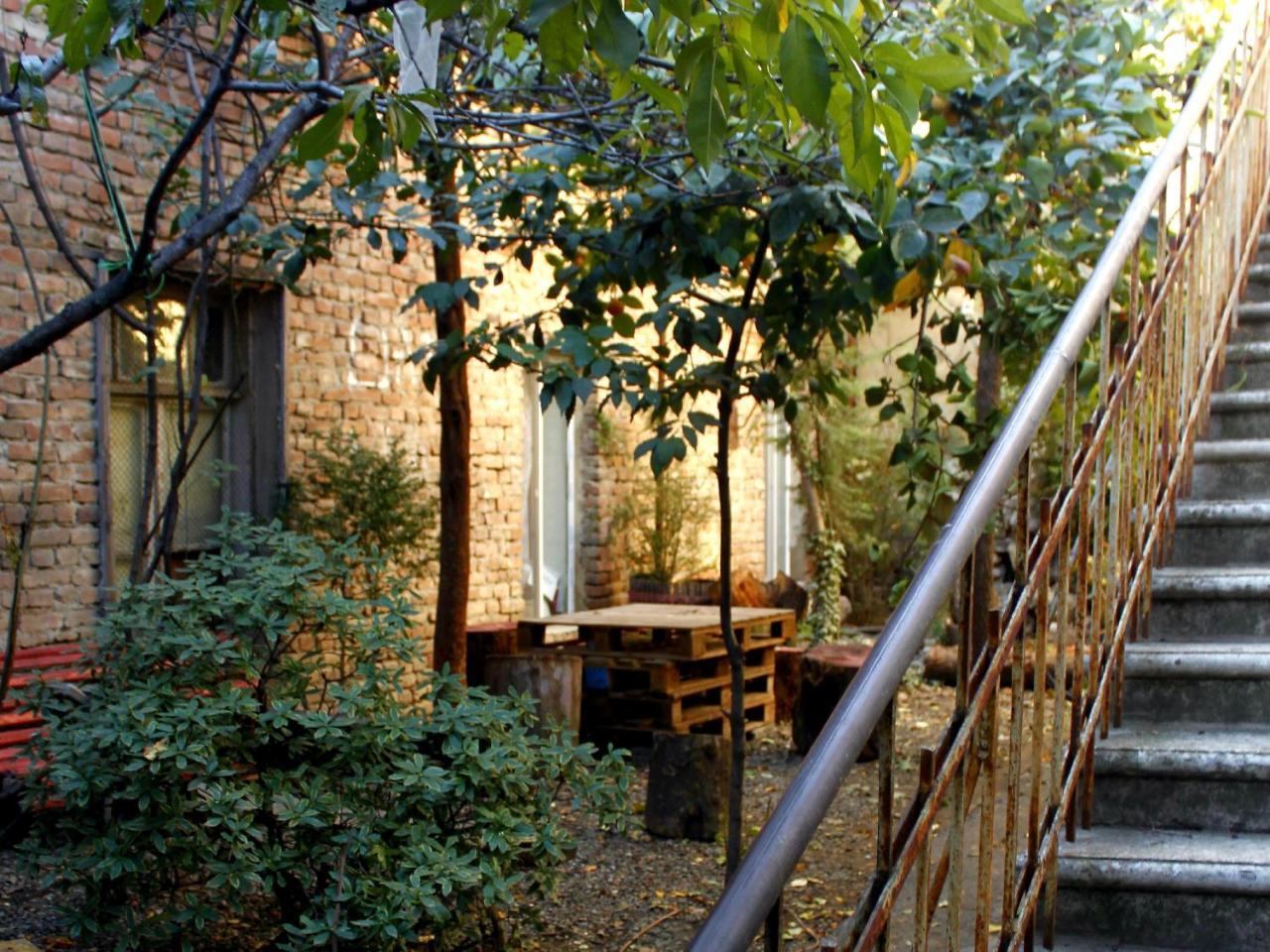 Colors Hostel Tbilisi Ngoại thất bức ảnh